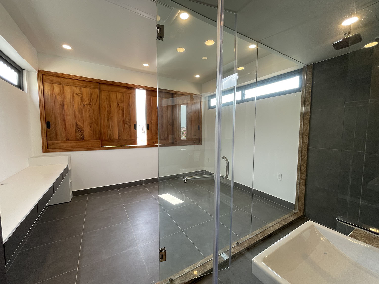 Bán nhà Phan Đăng Lưu, Phú Nhuận Tuyệt phẩm 4 lầu (4,3x12) k.trúc TEXAS MỸ, n.thất cao cấp hẻm ôtô